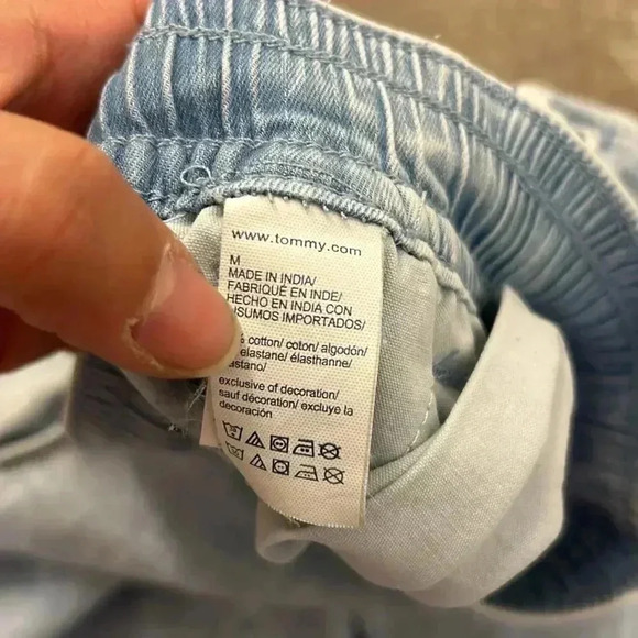 Vintage  Tommy hilfiger joggers - Picture 5 of 7